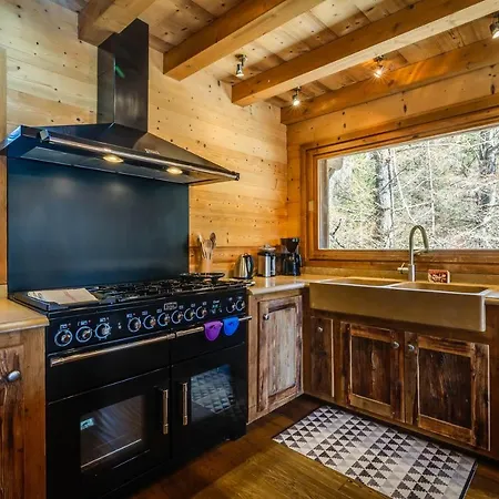 Chalet Hazelnut *