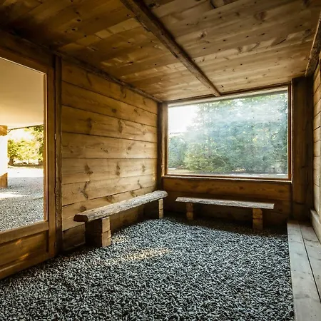 Chalet Chalet Hazelnut *